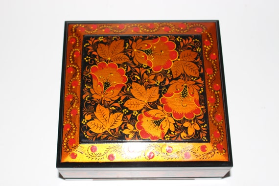 Russian lacquer BOX, vintage jewelry box, handmade