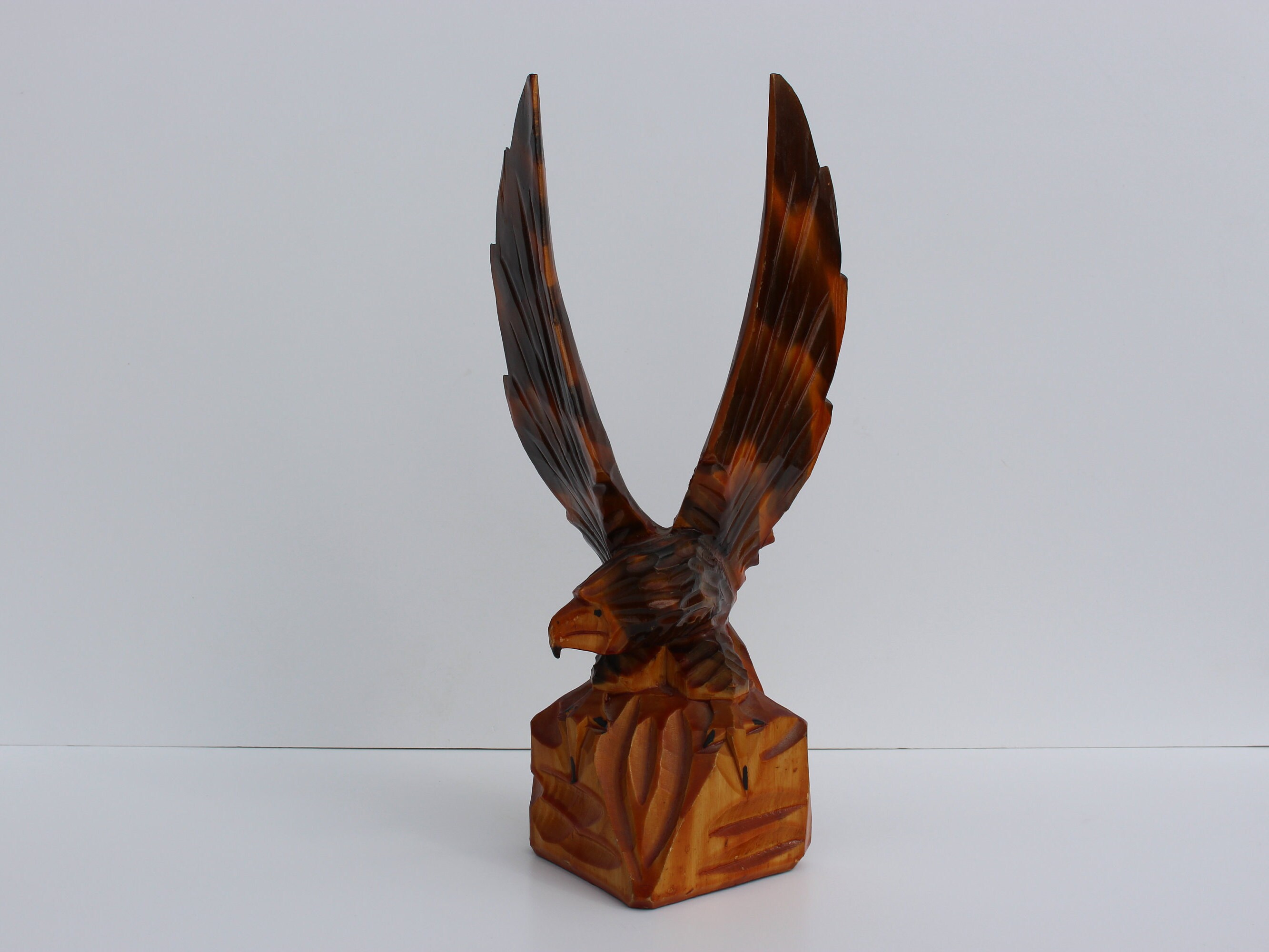 Figura de águila de madera vintage águila coleccionable | Etsy