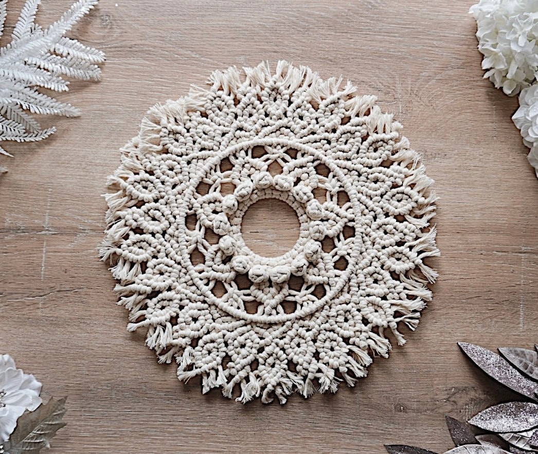Macrame mandala pattern hotsell