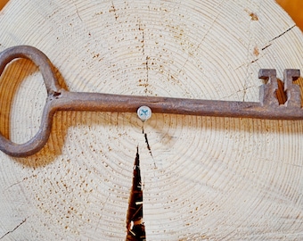 7,3 inches ESTONIAN KEY Antique Hand forged Skeleton Key  Rusty Key Large Cellar Key Massive Antique Key Key Collectibles