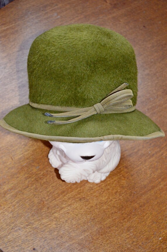 Vintage Green Felted Wool Hat Green Felted Cloche Hat, Handmade Merino Wool, 1920s Style  main image 3