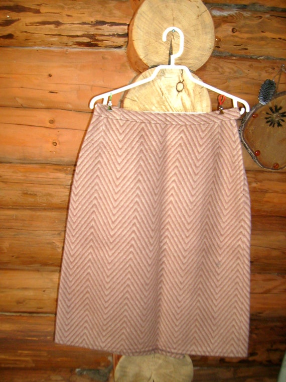 Vintage wool skirt SIZE S Herringbone skirt Midi … - image 2