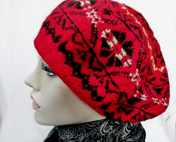 Size 58/59 Beret Handknitted Estonian Wool Beret D
