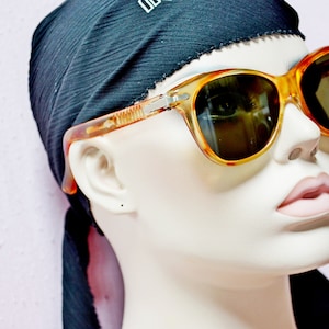 Vintage SUNGLASSES schöne braunrahmen UNISEX Sunnies übergroße Retro Sonnenbrille dunkle Linsen starke Rahmen Metall Akzente