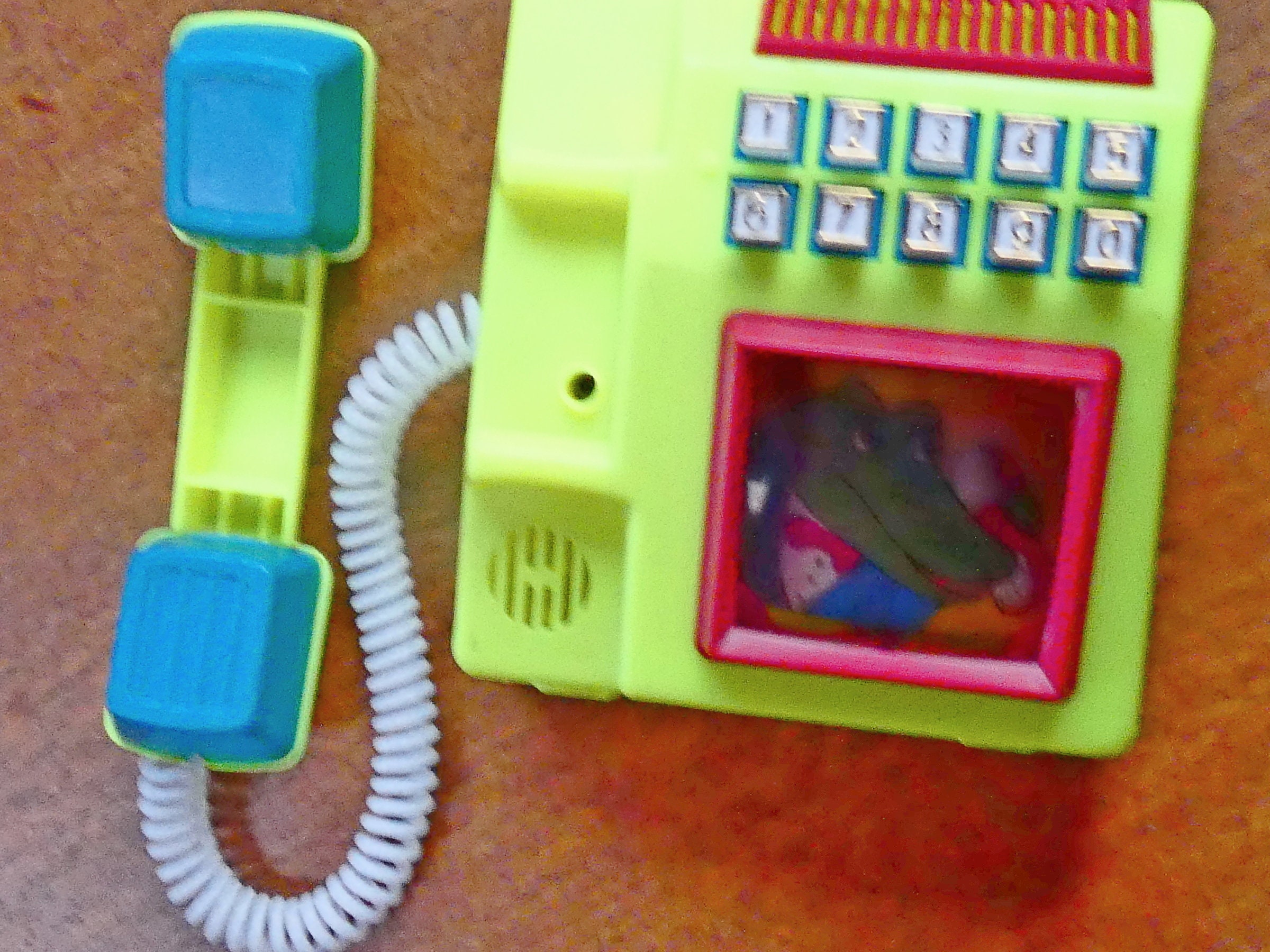 昭和レトロ　電話おもちゃ　当時物　corona telephone　【5】 Yahoo!オークション -「昭和 レトロ おもちゃ 電話」の落札相場