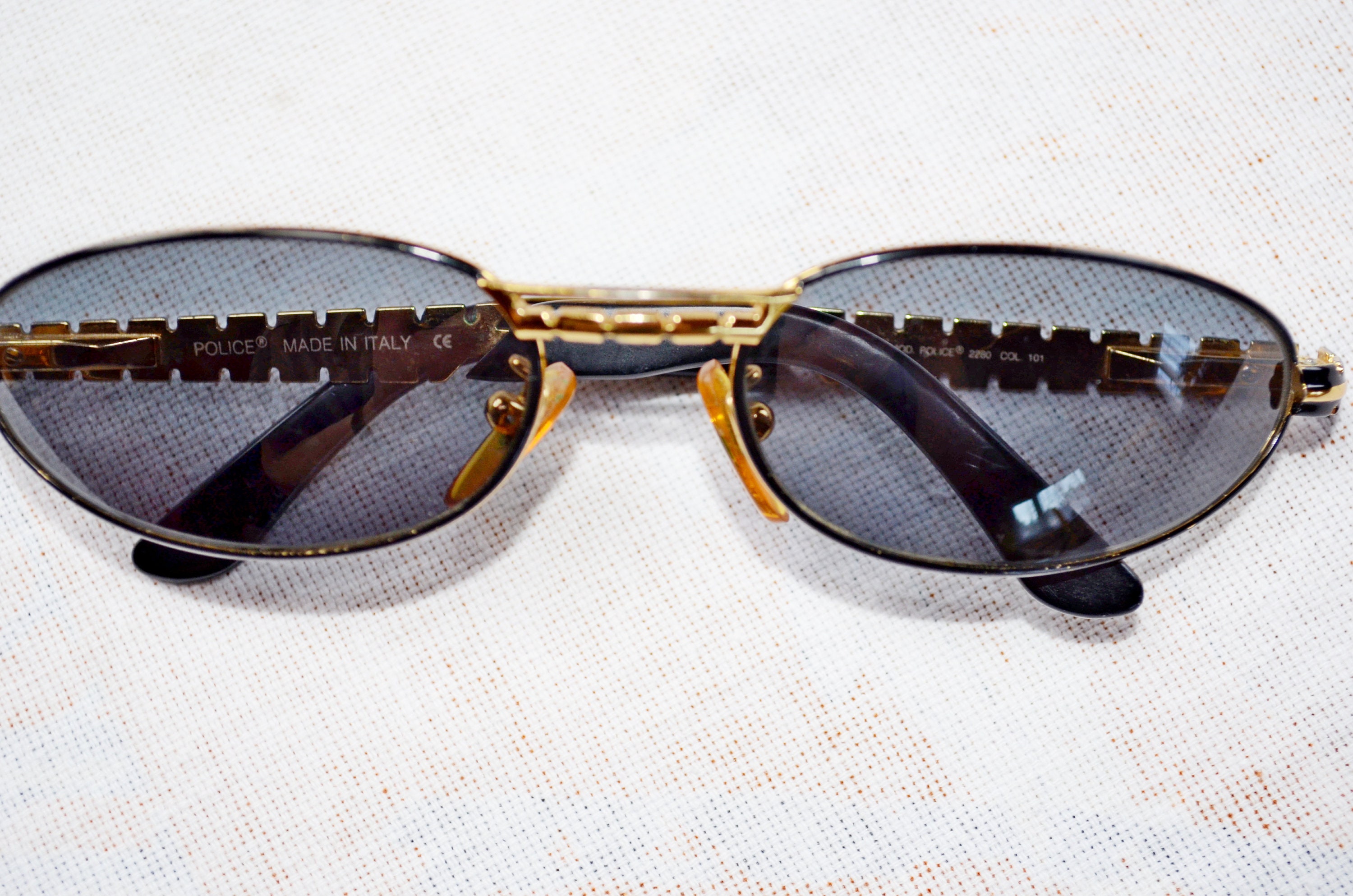 POLICE 2280 Vintage Unisex Slim Oval Sunglasses 80s Original