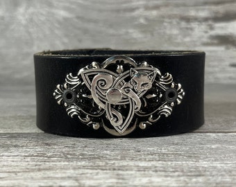 Silver Celtic cat leather cuff bracelet - distressed recycled belt cuff - witchy cat cuff - wiccan Celtic style kitty cat bracelet [3643]