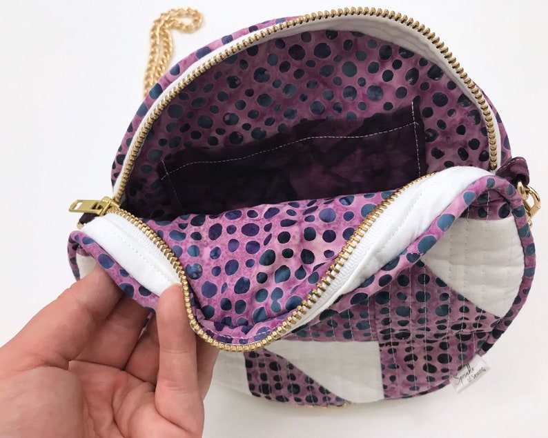 Quilted Round Purse 14