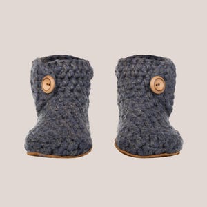 Chunky Wool Slippers: Charcoal Gray Handmade Cozy Footwear with Suede Sole