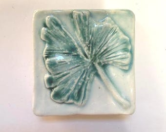 Blue Heron Pottery Ginkgo Tile