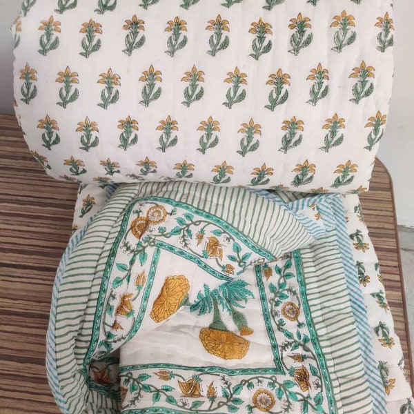 Traditioneller indischer Handblock gedruckt mit goldener Farbe von Mariya aus 100% Baumwolle mit eingelegter Bettwäsche Quilt, Razai, Größe: Zwilling, Königin, König