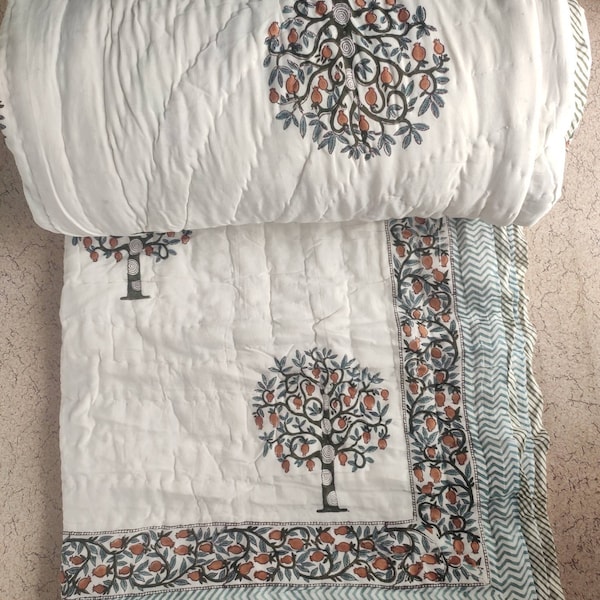 Hand Block Printed Floral Design Reversible Organic Cotton Hand Quilted Made Kantha Work Bedding Quilt,Dohars,Comforter Size:Twin,Queen,King