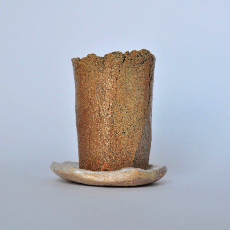 Ceramic beige cracked planter with saucer. Planter with drainage hole. Raku pottery. image 3