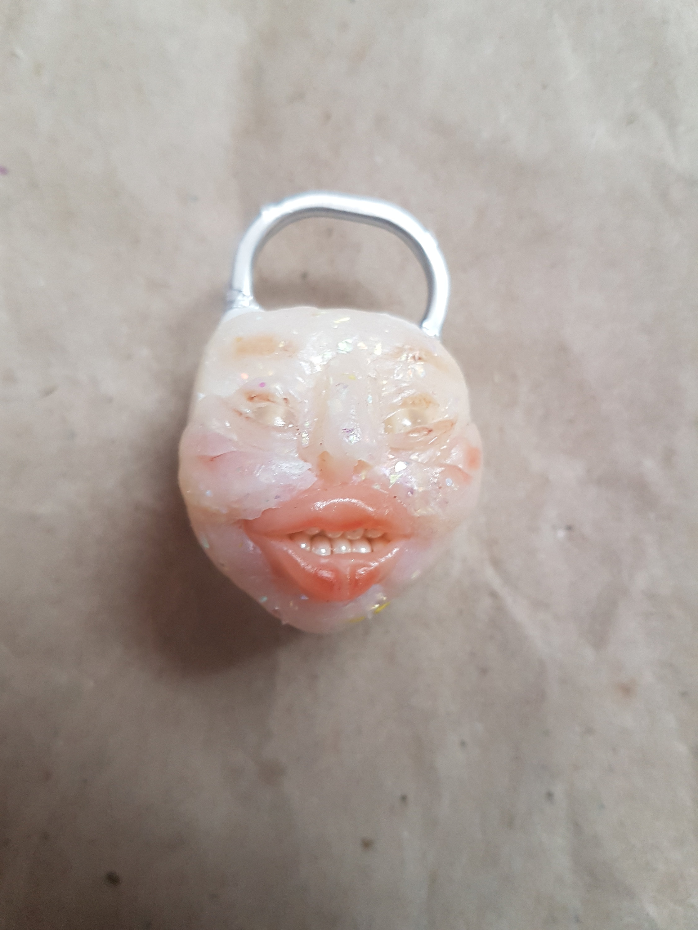 Trollface Meme Pendant necklace all materials (DFWNYRJK6) by MicroRealms