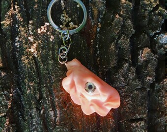 Un llavero de pierogi único con un ojo PIEROCZEK, extraño y encantador, herencia polaca