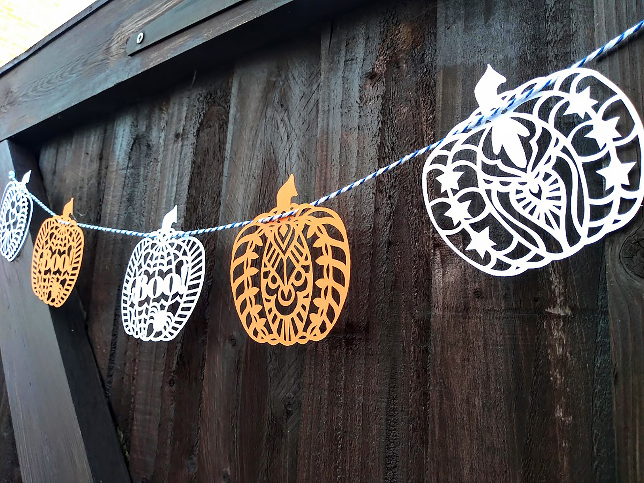 Printable Pumpkin Paper Cutting Bunting Templates for Halloween Card