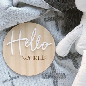 Annuncio Hello World Brith in legno Baby room Decor Accessori per neonati immagine 2