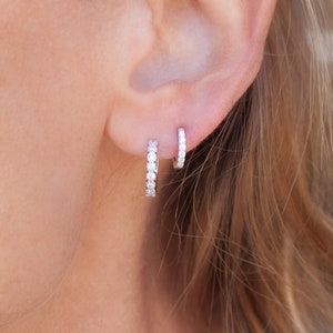Pendiente Hoop Gold Vermeil, Sterling Sterling Silver, Oro Rosa con Incrustación Cúbica de Zirconia