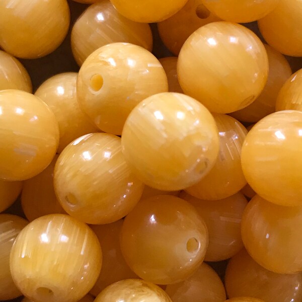 Vintage Yellow Lucite Beads 10mm (10 pieces)