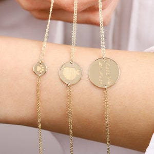 14K Gold Disc Custom Name Bracelet, Personalized Solid Gold Initial Bracelet, 14K Solid Gold Engravable Disk Paw Print Bracelet