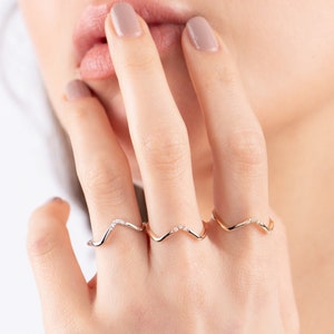 Solid Gold Dainty Diamond Chevron Diamond Ring, 14K 18K Matching Band Chevron Diamond Band, V Shaped Stackable Genuine Diamond Ring