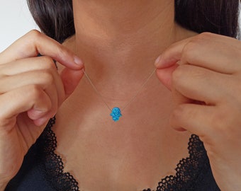 Colar Hamsa em Opalita Azul com Pingente de Mão de Fátima em Ouro Maciço 14K