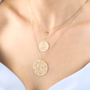 14K Solid Gold Disc Halskette, Benutzerdefinierte Name Disk Halskette, personalisierte Datum Münze Halskette, zusätzliche Initial Charm Halskette Mutter Geschenk
