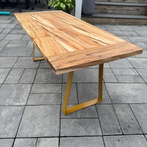 Maple Ambrosia Coffee Table