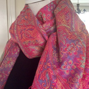 Écharpe Pashmina Paisley Rose Cerise