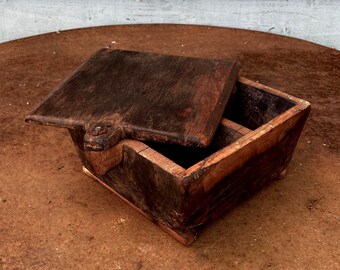 Antique Wooden Spice Box from France Oak with lid and four compartments.