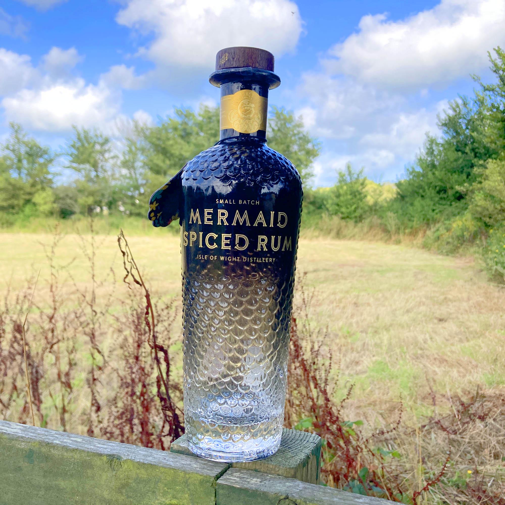 SMALL BATCH MERMAID SPICED RUM 飲料・酒