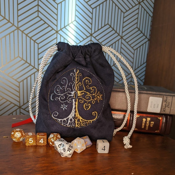Dice on the Mind, Skull D20 Faux Leather Dice Bag