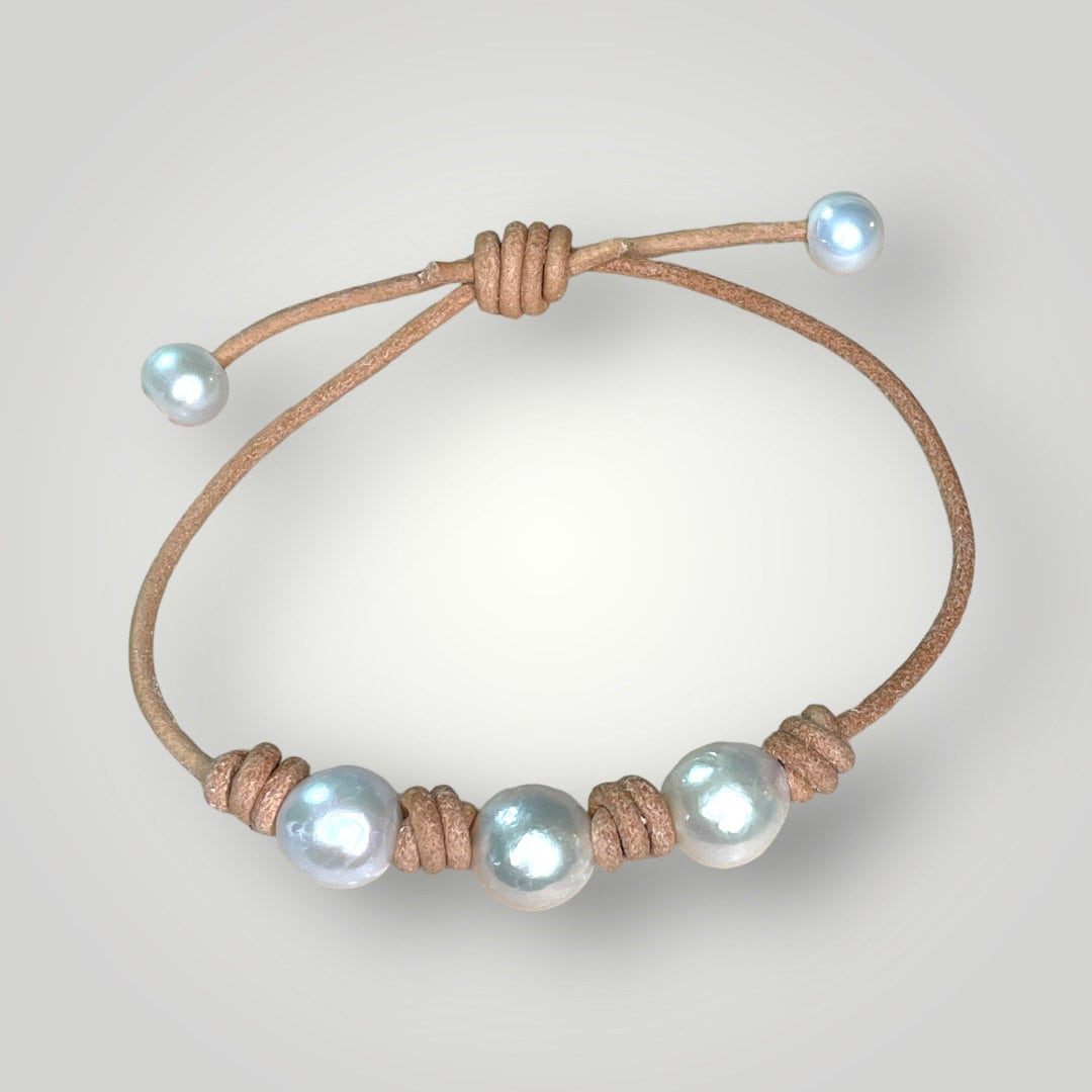 ブレスレット LESS IS MORE oval pearl bracelet Delicate Oval Pearl Bracelet | Minimal Pearl Bracelet | IB