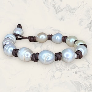 Leather and Freshwater Pearl Bracelet With toggle Closure