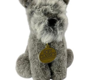 Peluche vintage de perro Schnauzer Dakin Soft Classics de 1988, color gris y blanco, 25 cm (10 pulgadas), sentado.