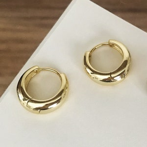 Chunky hoop earrings, vintage hoop earrings, huggie hoops, classy hoop earrings, 925 sterling silver