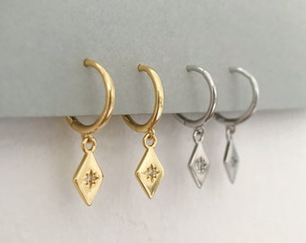 Mini tag earrings with star, mini stacking earrings, gold and silver earrings set