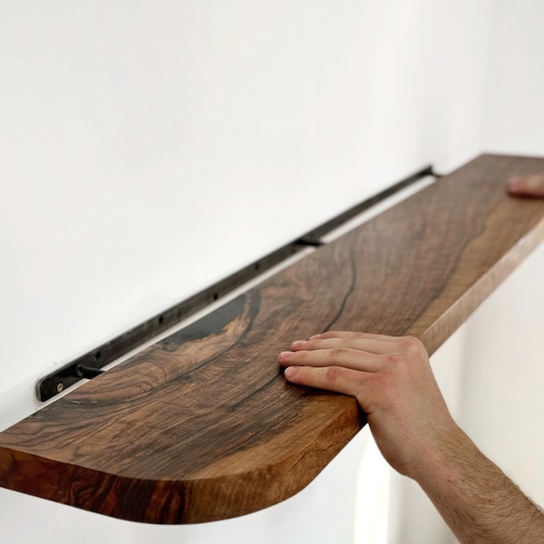 Mensola arrotondata in noce / Decorazione da parete in legno galleggiante