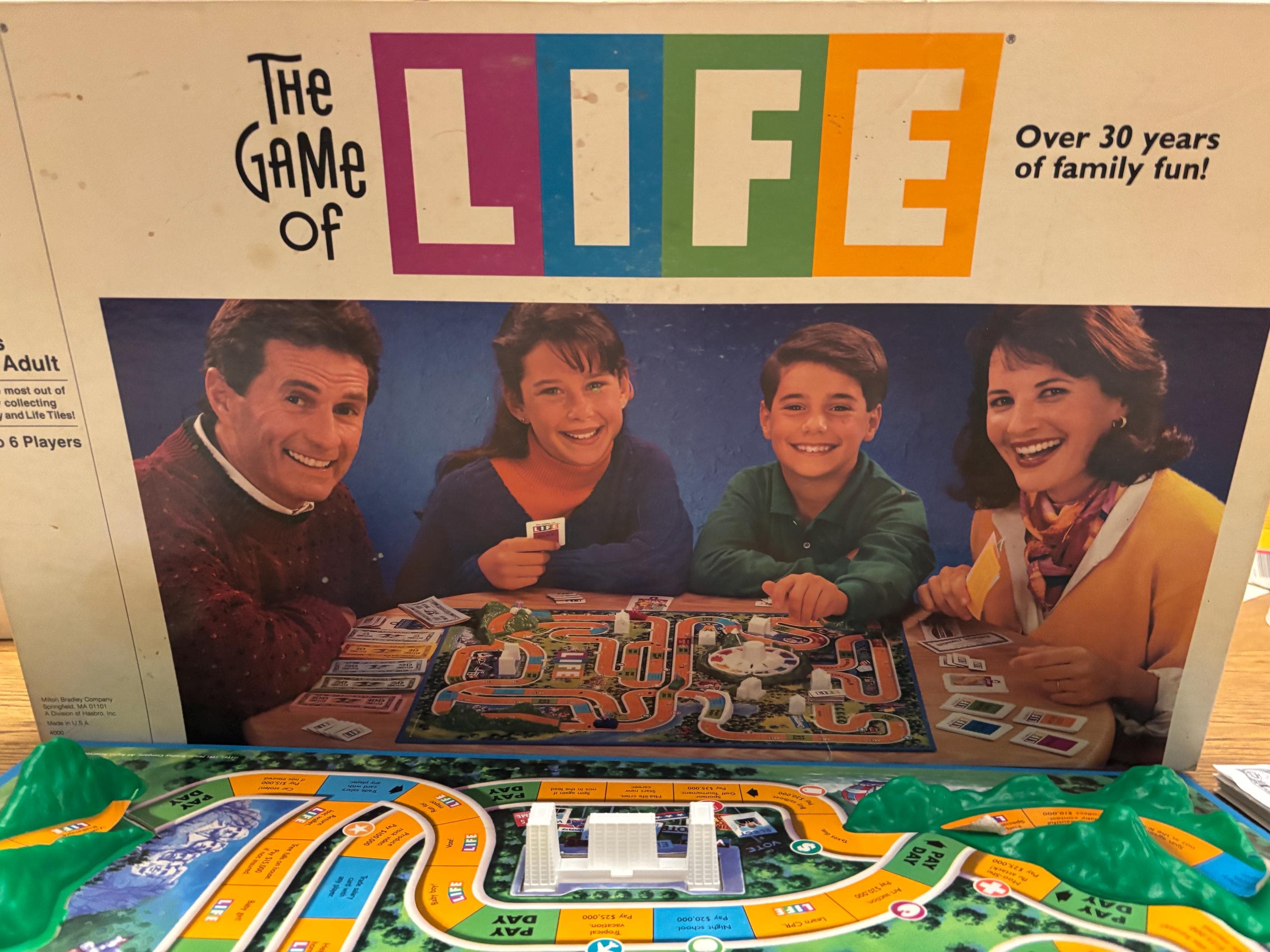 人生ゲーム 80s The Game of LIFE Amazon.co.jp: タカラ 人生ゲーム THE GAME OF LIFE : おもちゃ