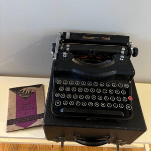 Typewriter, Remington Rand, Working Typewriter, Vintage Typewriter, 1934, Case Included, Instruction Manual, Old Working Typewriter