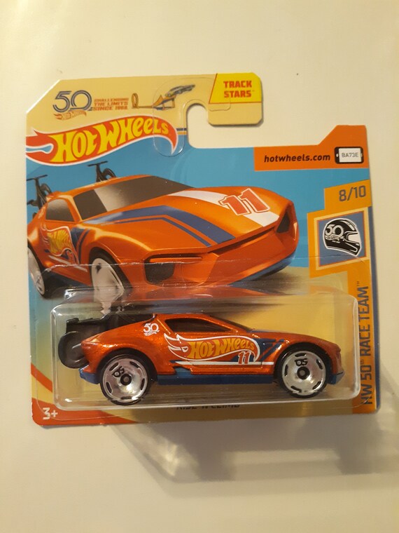 hot wheels rise n climb orange