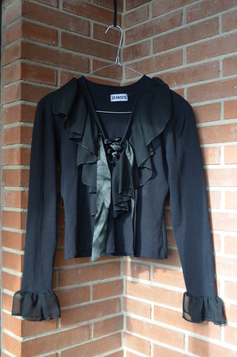 90s VictorianNew Romantic chiffon Ruffled collar with satin laces Black Top