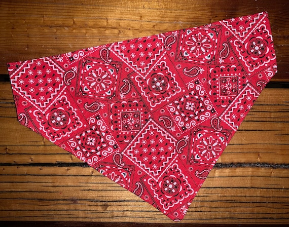 Classic Pet Bandana ~ Proudly Made in Montana ~ FREE SHIPPING ~ Your Pet's Collar Slips Thru