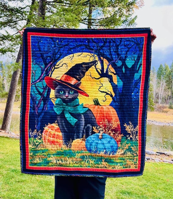 Pretty Kitty Wall Hanging or Lap Quilt ~ Rod Pocket Sewn In ~ 37 x 46 ~ FREE SHIPPING!