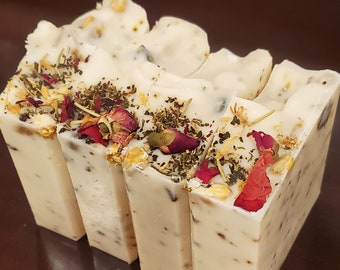 Bath Tea| Soothing|Lavender| Handmade soap| Hancrafted soap| Rich Lather soap