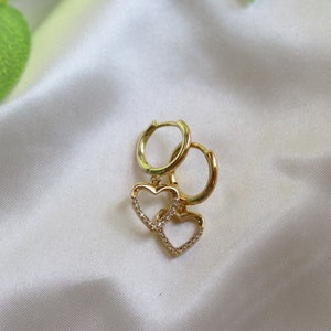 Simple Heart Hoop Earrings, Heart Huggie Hoop Earrings, Heart Charm Hoops, Christmas Earrings, Gift for her, Everyday Gold Hoops,