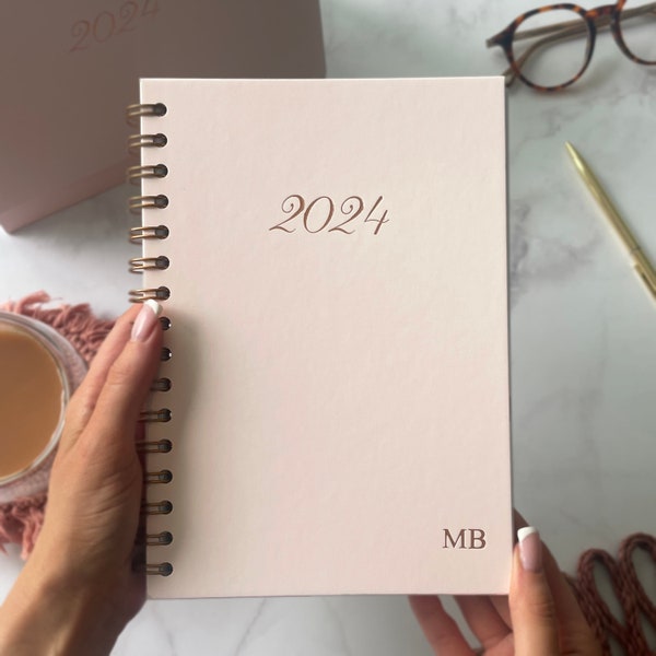 2024 Personalised Diary - Week Per View - Light Pink