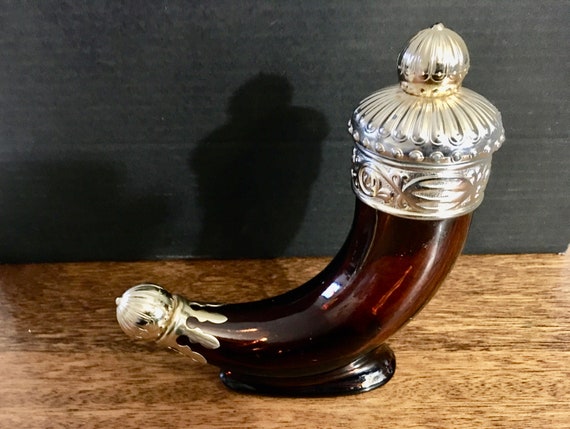 Avon's Viking's Horn aftershave Decanter  LH
