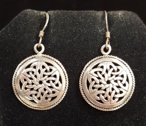 925 Sterling Silver Round Celtic Knot Earrings