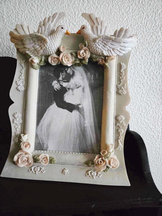 Beautiful Ornate and Unique Ceramic Wedding/Anniversary Picture Frame  LH